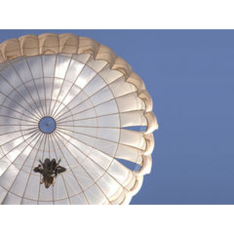 RS-4/4 T steerable military parachute